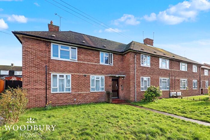 1 Bedroom Flat For Sale In Chester Road, Loughton, IG10