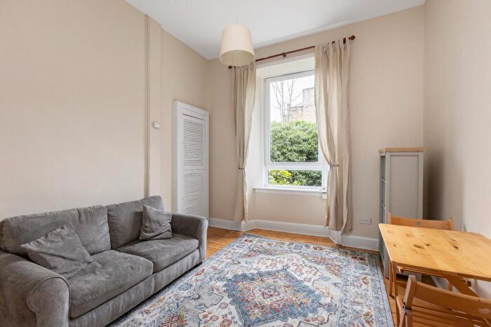 1 Bedroom Flat To Rent In Bothwell Street, Easter Road, Edinburgh, EH7