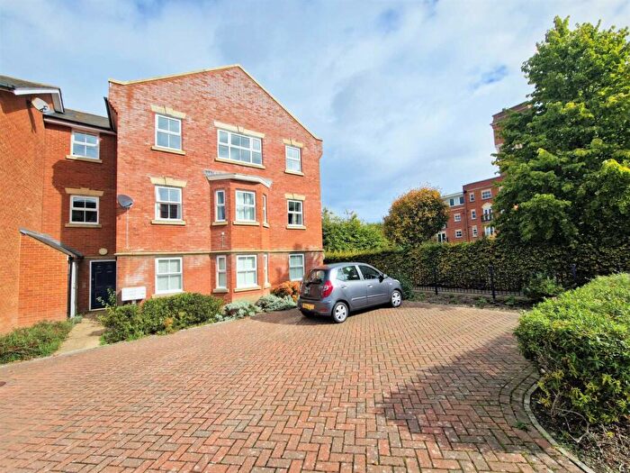 2 Bedroom Apartment To Rent In Gardeners Place, Canterbury, CT4