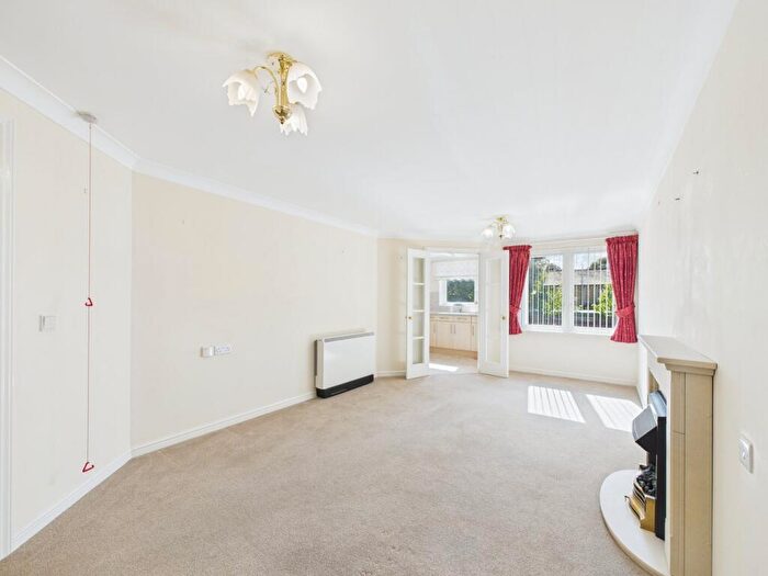 1 Bedroom Flat For Sale In Harold Road, Margate, CT9