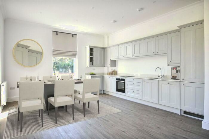 1 Bedroom Flat For Sale In Copers Cope Road, Beckenham, BR3