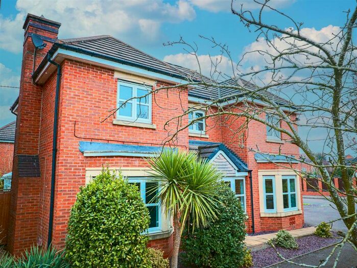 4 Bedroom Detached House To Rent In Canberra Way, Burbage, LE10