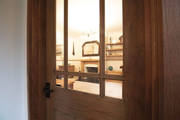 2 Bedroom Semi-Detached House For Sale In Hollybush, Blackwood, NP12