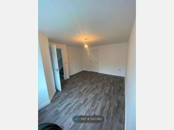 3 Bedroom Terraced House To Rent In Cullen Crescent, Carluke ML8