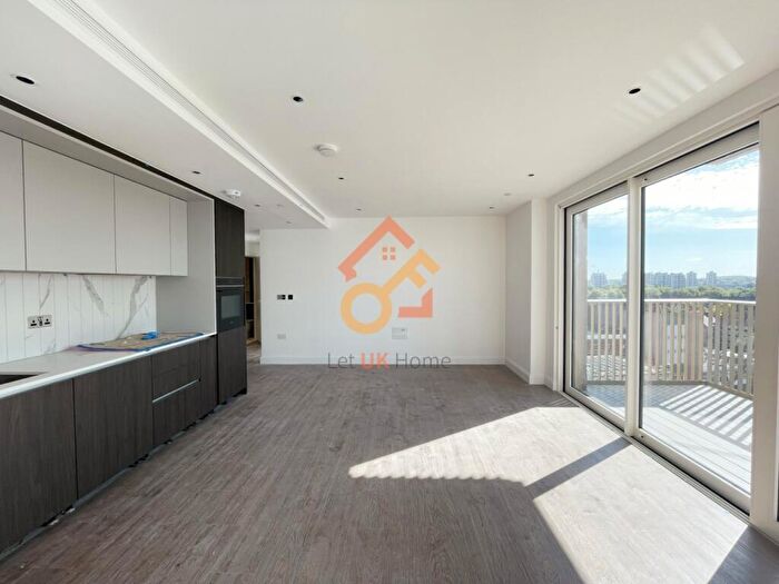 2 Bedroom Flat To Rent In Oval Village, Gasholder Place, SE11