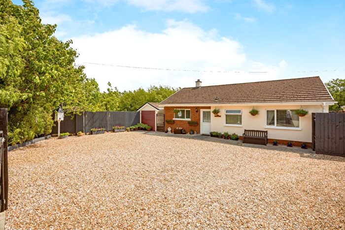 3 Bedroom Bungalow For Sale In Waungilwen, Carmarthenshire, SA44