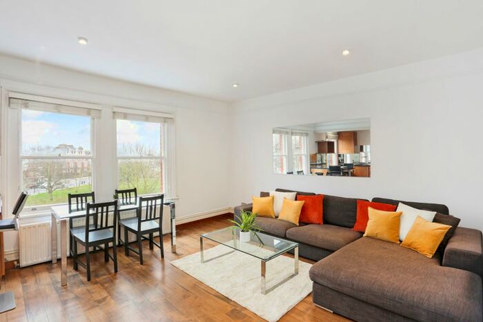 2 Bedroom Flat To Rent In Windmill Drive, Clapham, London, SW4