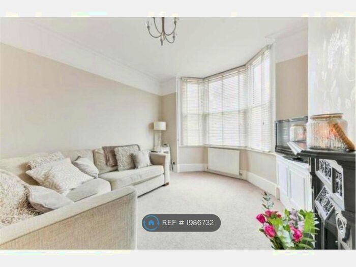 3 Bedroom Terraced House To Rent In Duke Street, Sutton, SM1