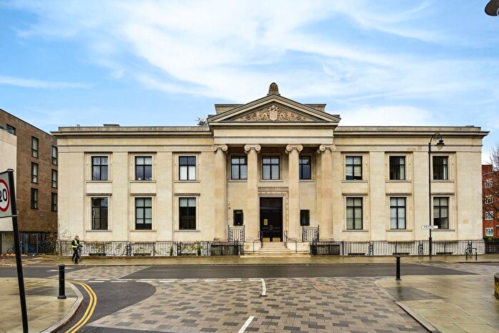 2 Bedroom Flat To Rent In Spa Road, London, SE16