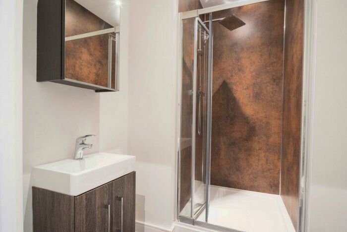 2 Bedroom Flat To Rent In Redvers Tower Union Street, Sheffield, S1