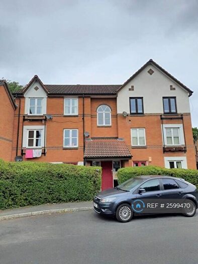 2 Bedroom Flat To Rent In Hunslet, Leeds, LS10