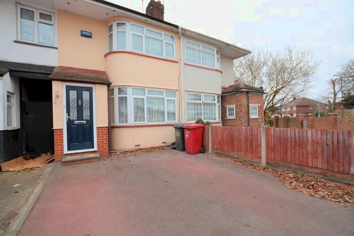 3 Bedroom Terraced House To Rent In Bower Way, Cippenham, Slough SL1
