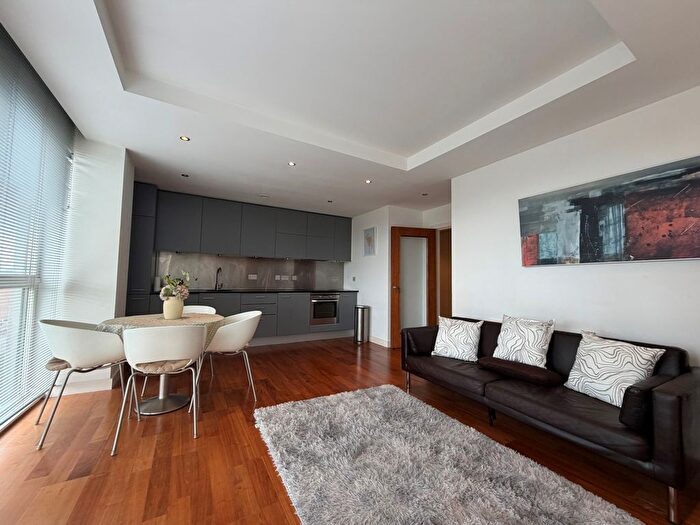 2 Bedroom Terraced House To Rent In Admiral House, City Centre, CF24