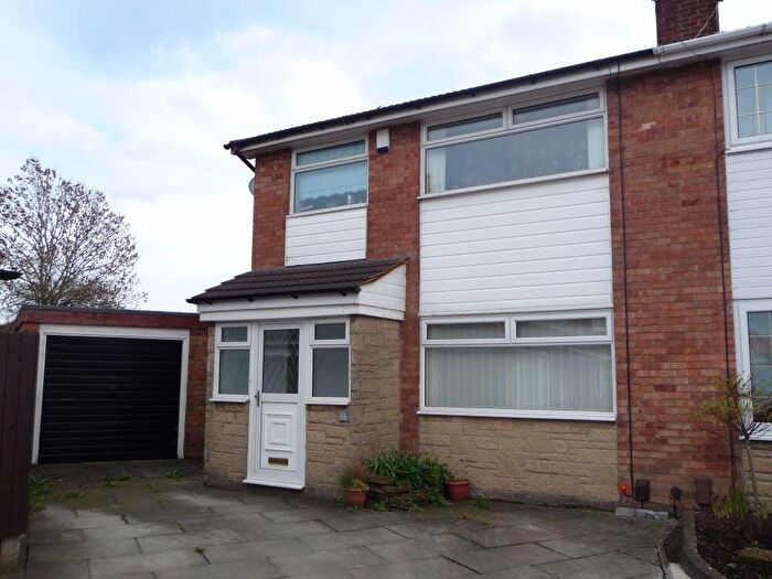 3 Bedroom Semi-Detached House To Rent In Mandon Close, Radcliffe, Manchester, M26