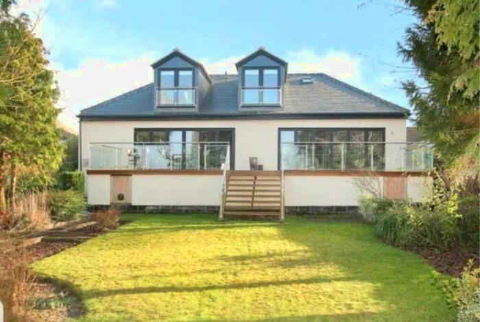 4 Bedroom Detached Bungalow To Rent In The Quadrant, Sheffield, S17