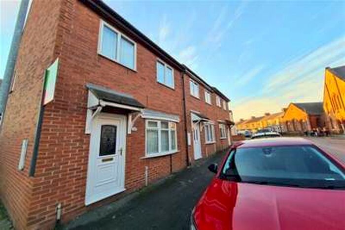 3 Bedroom House To Rent In Lowson Street, Darlington, DL3