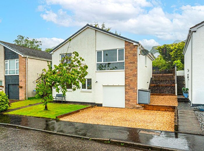 4 Bedroom Detached House For Sale In Princes Crescent East, Dollar, FK14