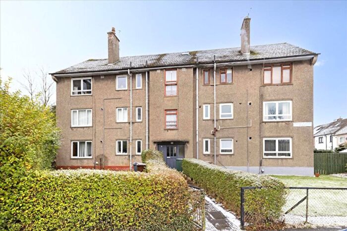 3 Bedroom Flat For Sale In / Wester Drylaw Place, Edinburgh, EH4