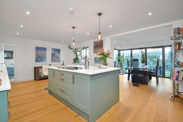 4 Bedroom Detached House For Sale In Wickham, Hampshire, PO17