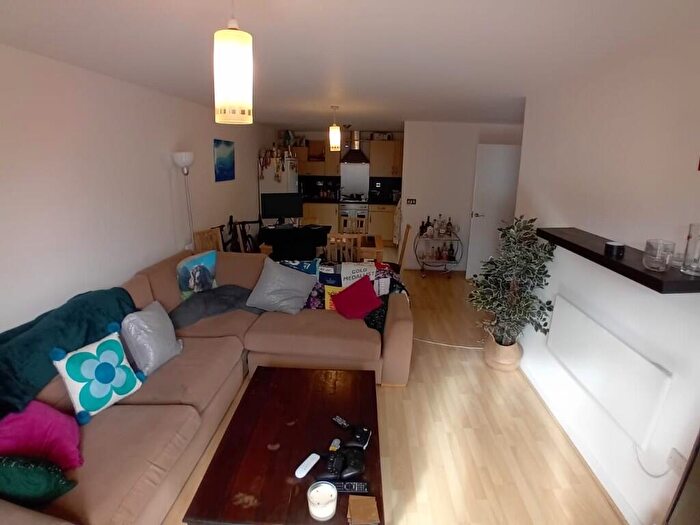2 Bedroom Apartment To Rent In Butcher Street, Leeds, West Yorkshire, LS11