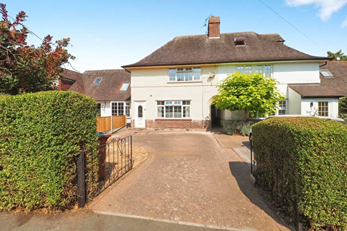 3 Bedroom Terraced House For Sale In Charnock Avenue, Wollaton, Nottingham, NG8