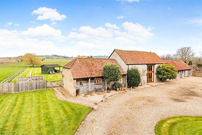 4 Bedroom Barn Conversion For Sale In Ilford Lane, Ilford, Ilminster, TA19