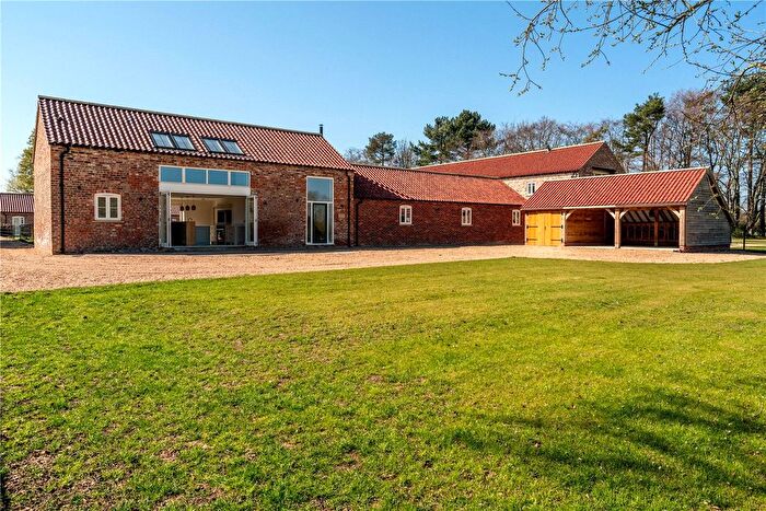 3 Bedroom Semi Detached House For Sale In The Bramleys, Beals Lane, Sutton On Derwent, York, YO41