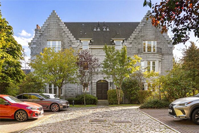 3 Bedroom Apartment For Sale In C Rubislaw Den South, Aberdeen, AB15