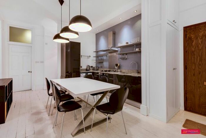 2 Bedroom Flat To Rent In Bickenhall Street, London, W1U