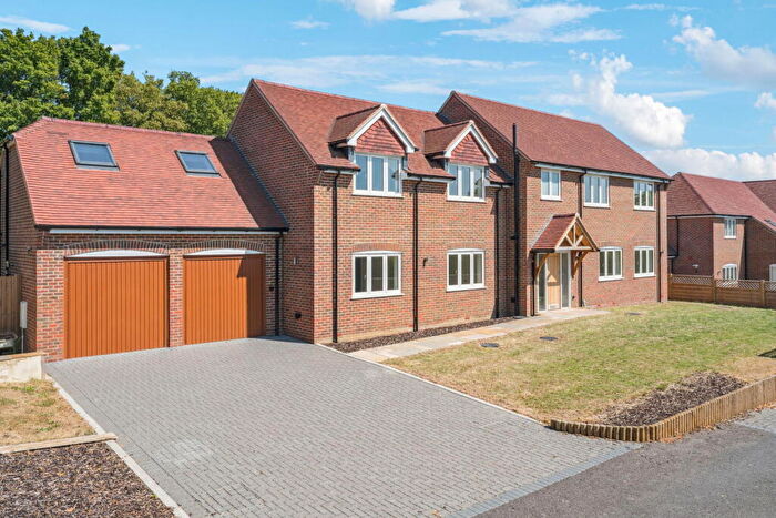 5 Bedroom Detached House For Sale In Hawthorn House, North End Road, Quainton, Aylesbury, HP22