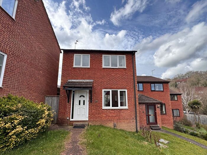 3 Bedroom Detached House To Rent In Howard Close, Exeter, EX4