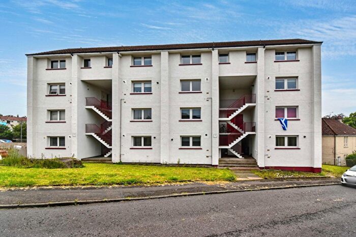 3 Bedroom Flat For Sale In Park Lane, Kilsyth, G65