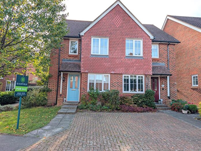 2 Bedroom Semi-detached House For Sale In Baxendale Way, Uckfield, TN22