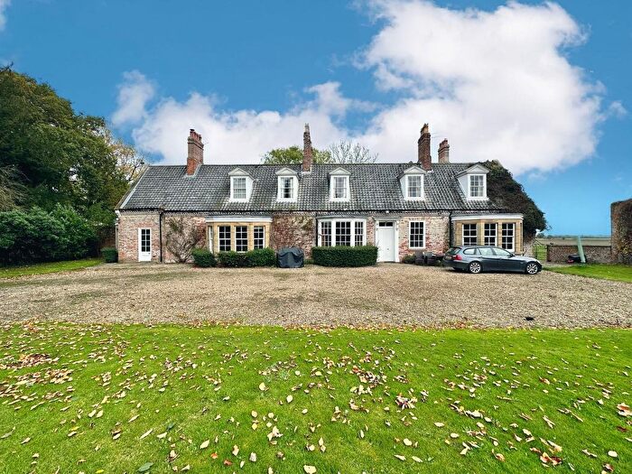 6 Bedroom Detached House To Rent In Scorborough, Driffield, East Riding Of Yorkshi, YO25