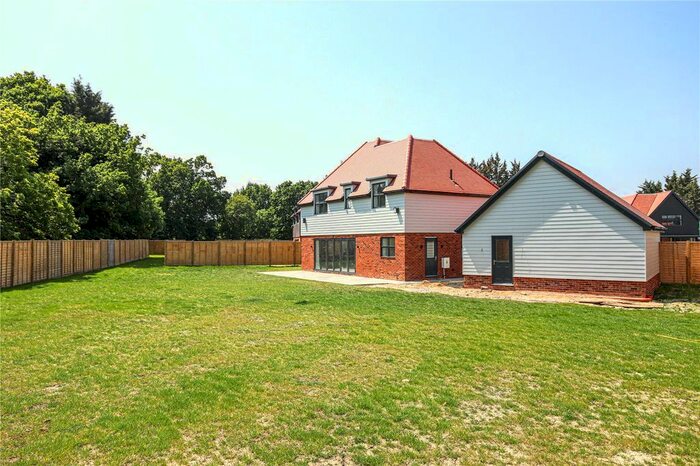 5 Bedroom Detached House For Sale In The Orchards, Willow Lane, Paddock Wood, Kent, TN12