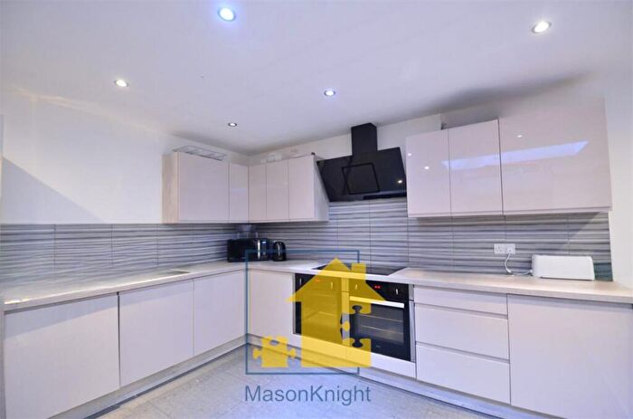 7 Bedroom Terraced House To Rent In Heeley Road, Selly Oak, B29