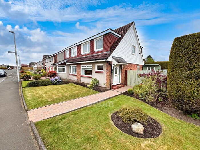 3 Bedroom Semi-Detached House For Sale In Stuart Road, Bishopton, PA7