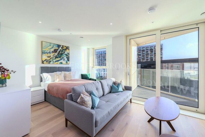 Apartment To Rent In Carrick House, Royal Wharf, Royal Victoria Docks, E16