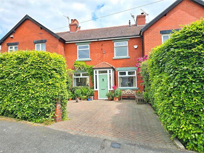 3 Bedroom Terraced House For Sale In Ash Grove, Ramsbottom, Bury, BL0