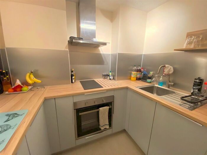 2 Bedroom Flat To Rent In Worcester Road, Malvern, WR14