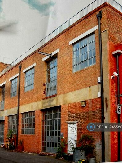 2 Bedroom Terraced House To Rent In Trafalgar Mews, London, E9