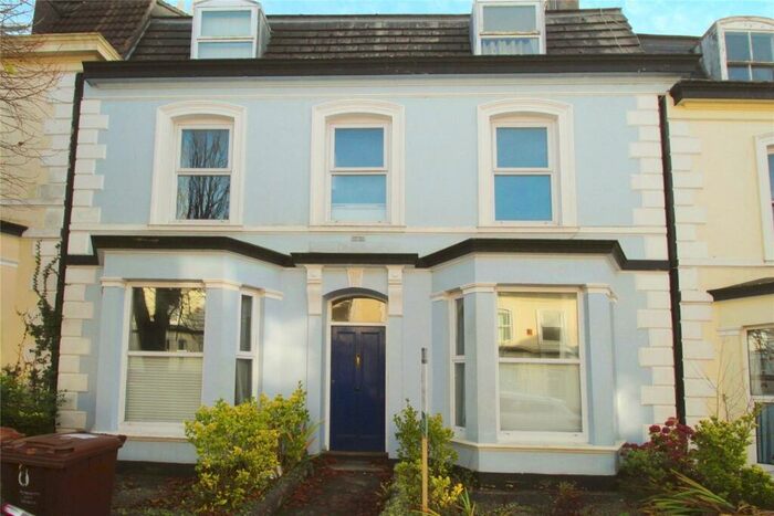 2 Bedroom Flat To Rent In Seaton Avenue, Plymouth, Devon, PL4