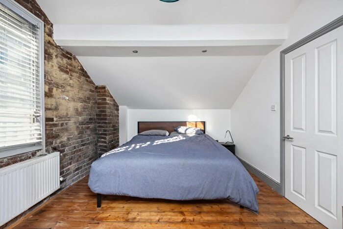 2 Bedroom Apartment For Sale In Springfield Road, Brighton, BN1