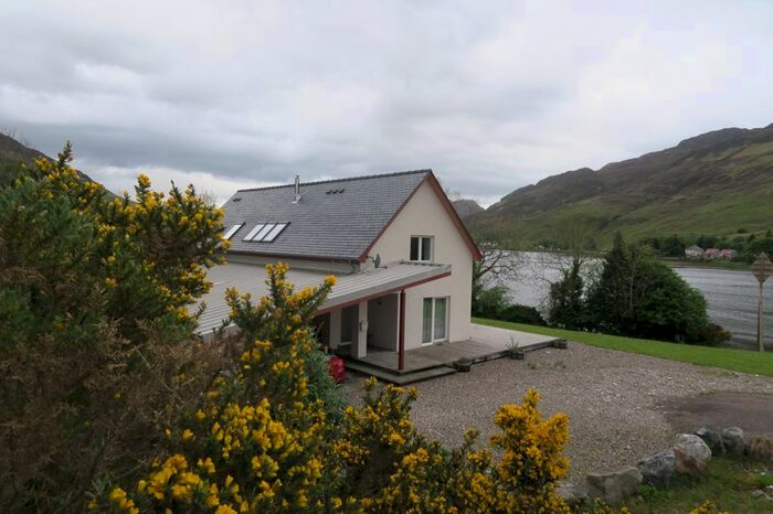 4 Bedroom Detached House For Sale In Camuslongart, Dornie, Kyle, IV40