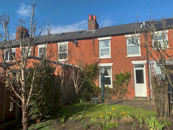 2 Bedroom Cottage House To Rent In Newbury, Berkshire, RG14