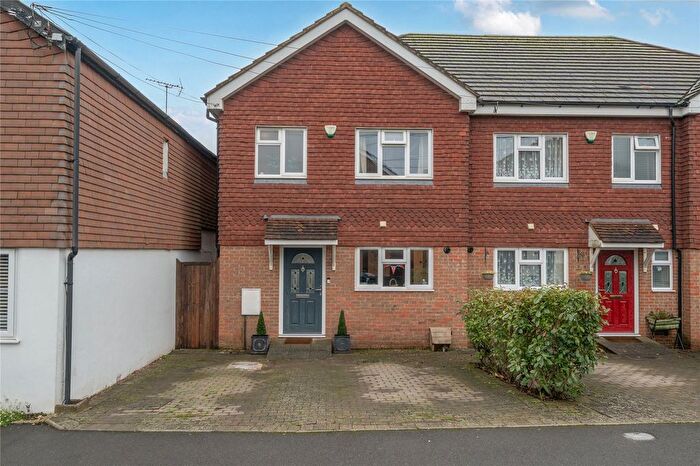 3 Bedroom End Of Terrace House For Sale In Westmore Road, Tatsfield, Westerham, Surrey, TN16