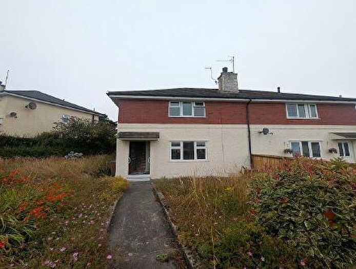 3 Bedroom Semi Detached House For Sale In Shelley Way, Plymouth, Devon, PL5