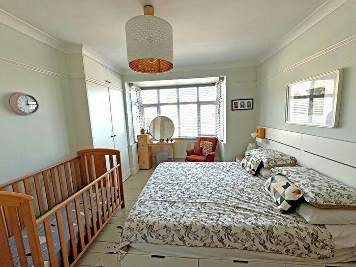 3 Bedroom Terraced House For Sale In Stanmer Villas, BN1