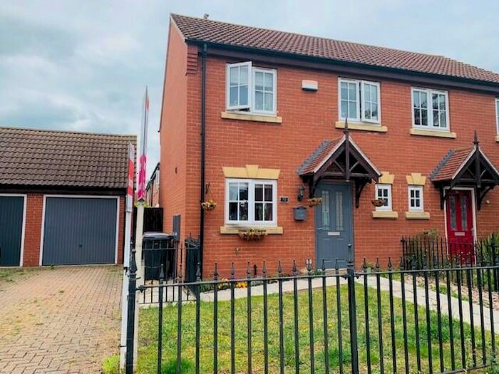 3 Bedroom House To Rent In Kings Manor, Coningsby, LN4