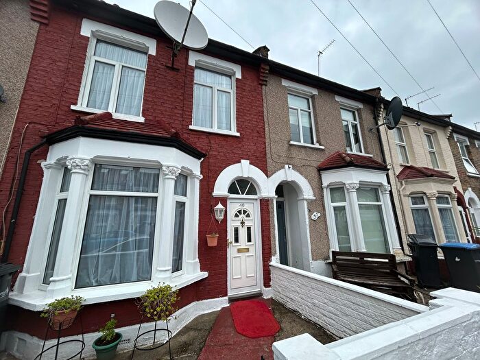 2 Bedroom Terraced House To Rent In Henley Road, London, N18